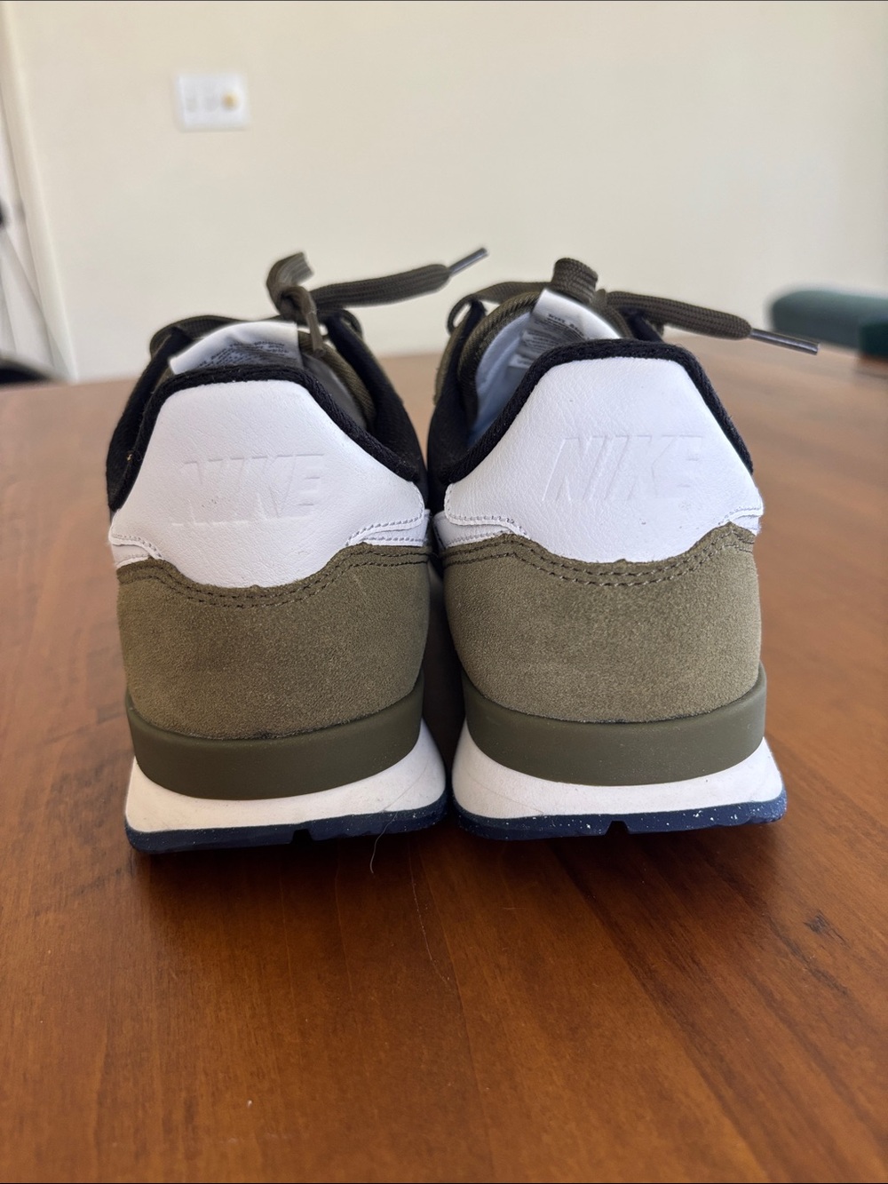 Nike Olive Green, Black & White Men's Running Shoes - Picture 5 of 9